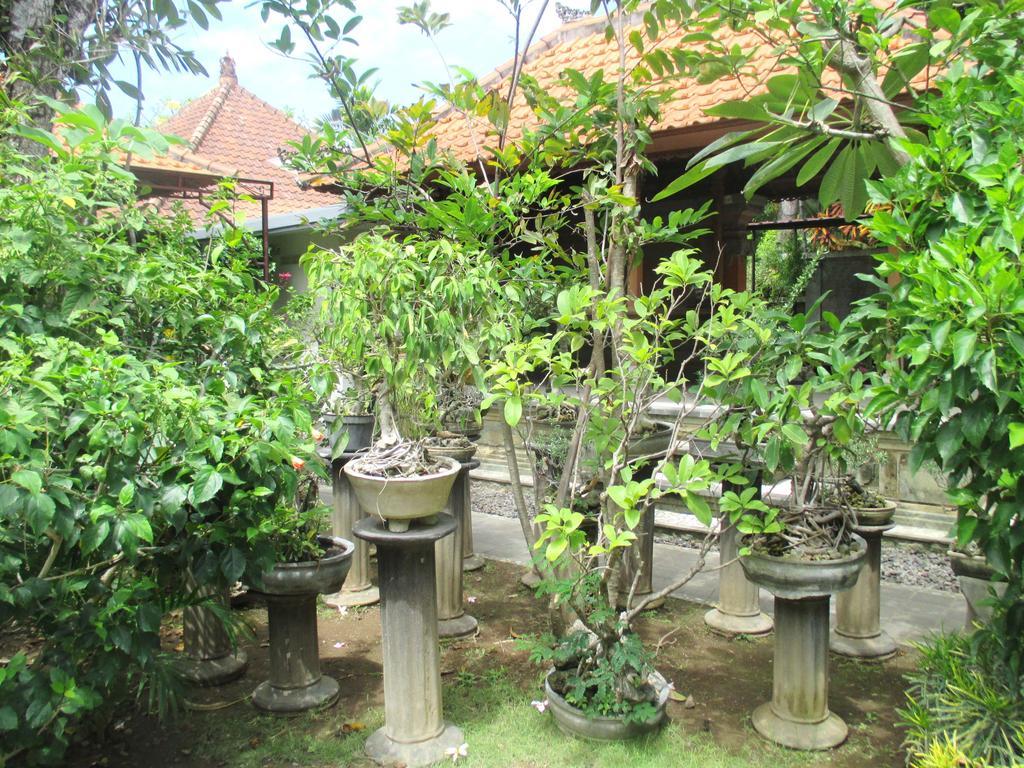 Mona Homestay ซานูร์ ภายนอก รูปภาพ