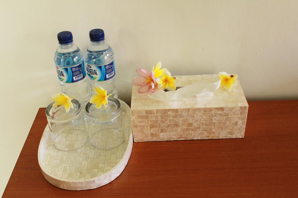 Mona Homestay ซานูร์ ภายนอก รูปภาพ